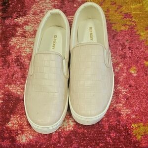 Old Navy Light Tan Textured Slip-On Shoes